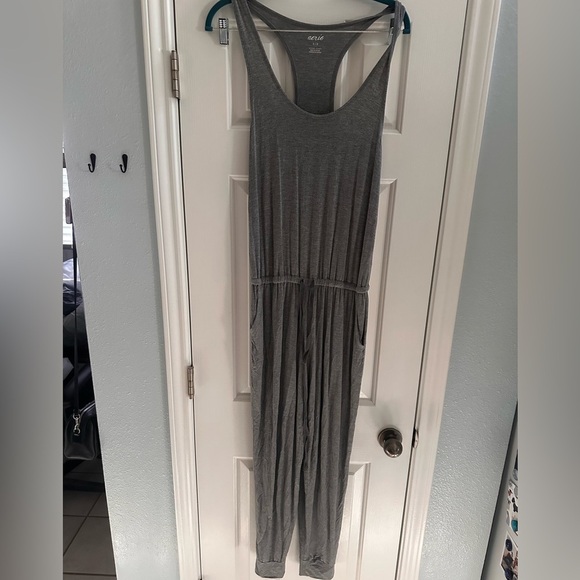 Aerie Gray Soft Razorback Lounge Romper with Drawstring Waist Women’s Small - Picture 2 of 13